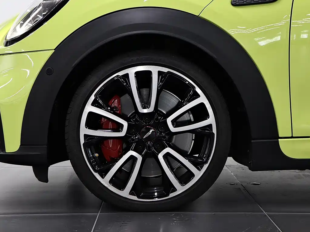 MINI Mini JCW — фото 8