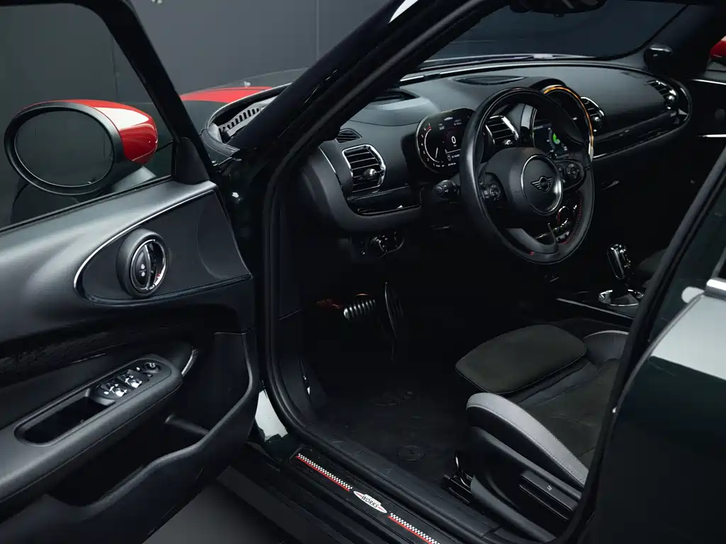 MINI Mini JCW Clubman — фото 14