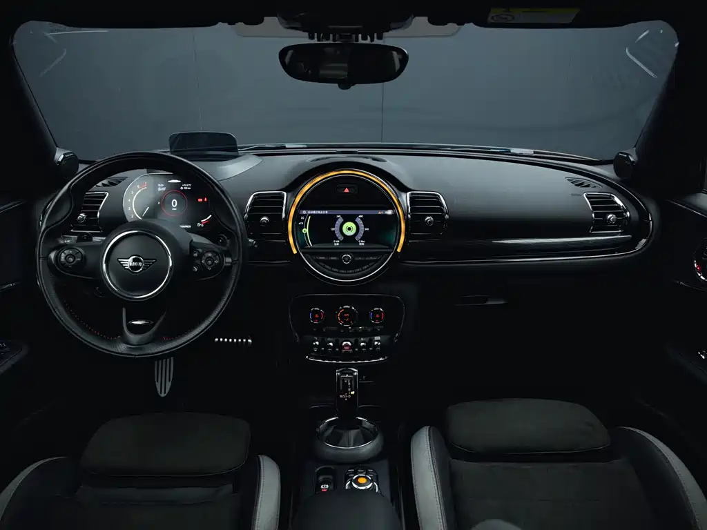 MINI Mini JCW Clubman — фото 17
