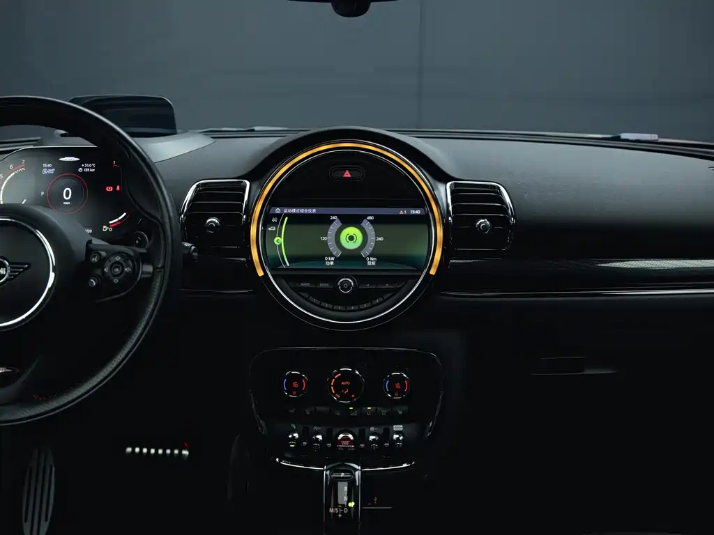 MINI Mini JCW Clubman — фото 19