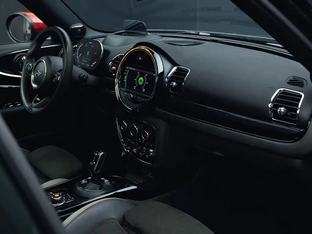 MINI Mini JCW Clubman — фото 23