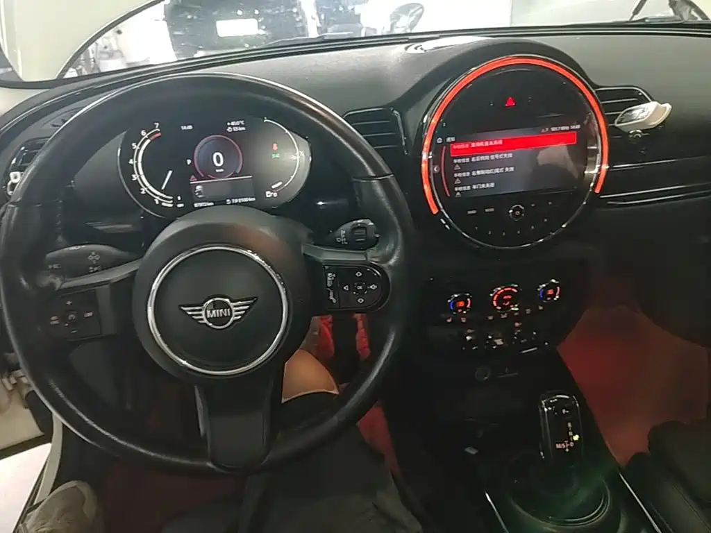 MINI Mini Clubman — фото 10
