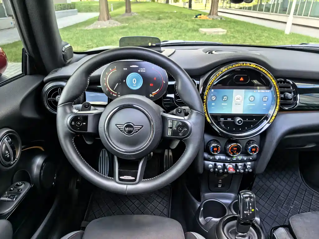 MINI Mini JCW — фото 15