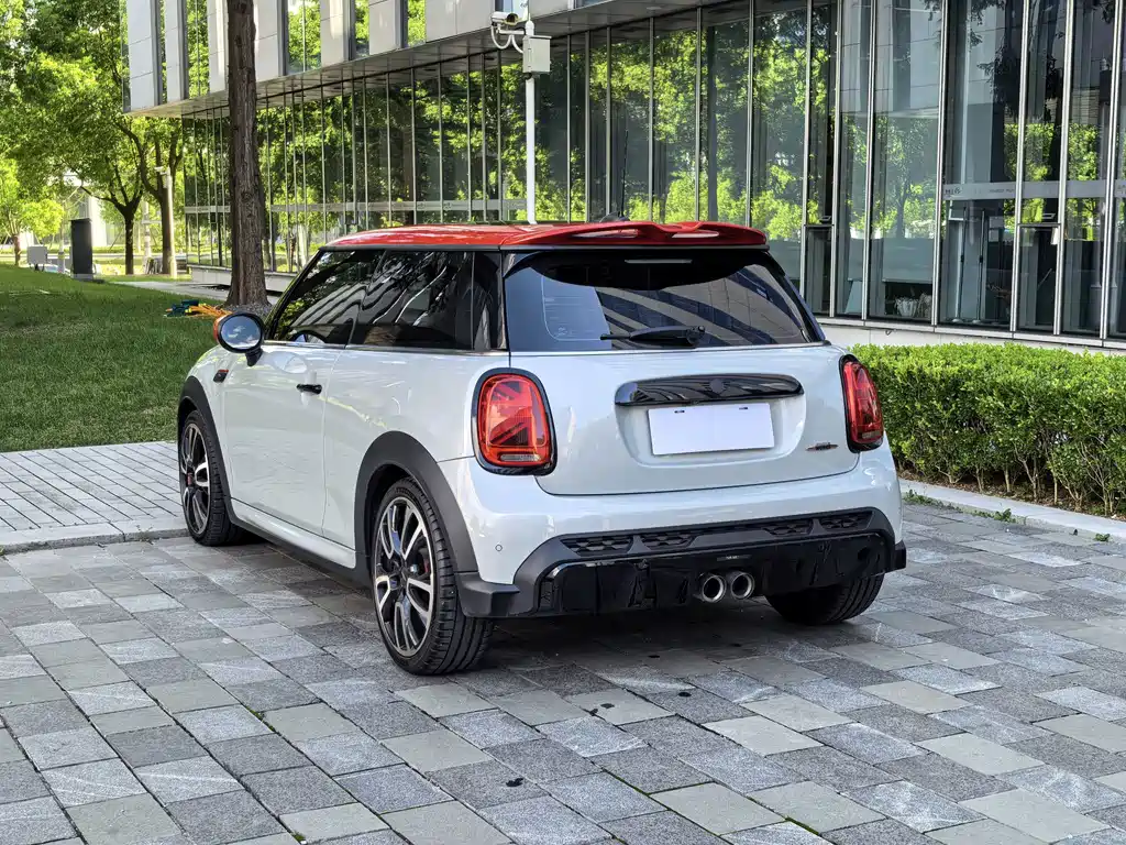 MINI Mini JCW — фото 36