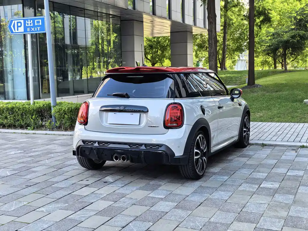 MINI Mini JCW — фото 38