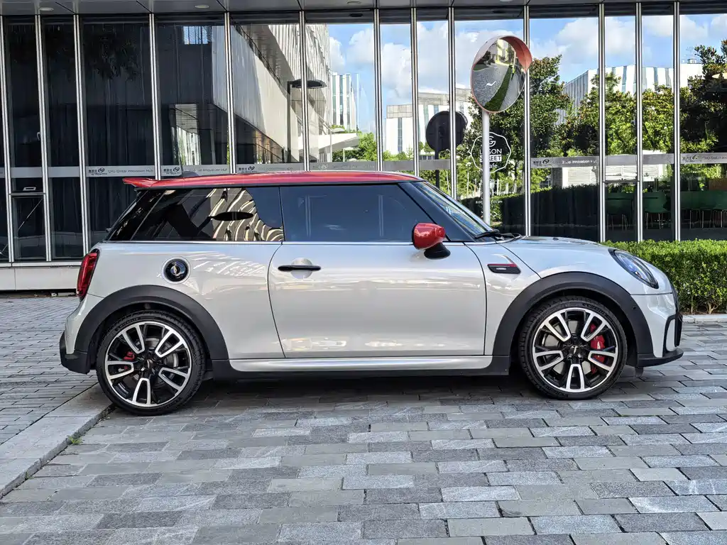 MINI Mini JCW — фото 5