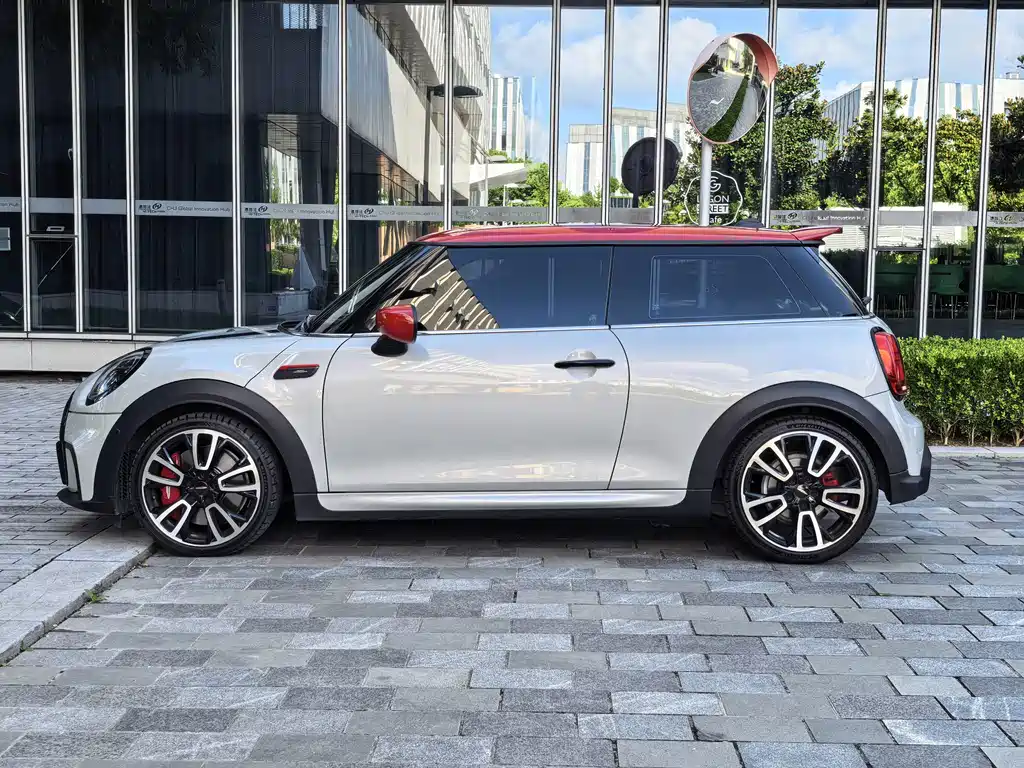 MINI Mini JCW — фото 6