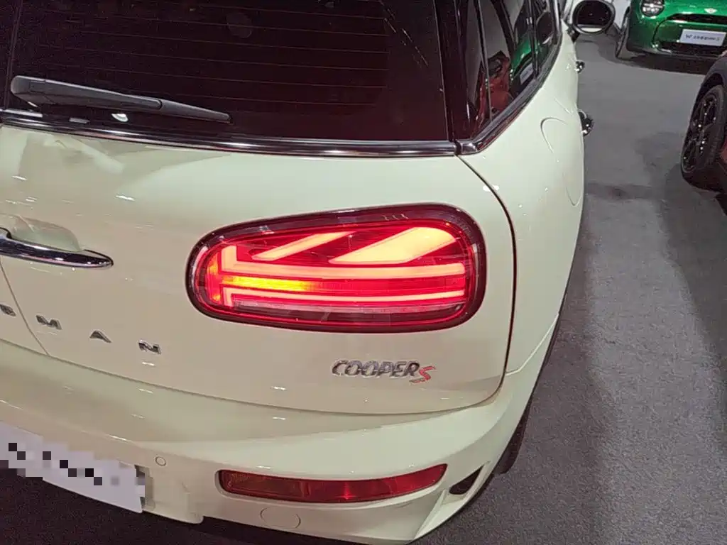 MINI Mini Clubman — фото 8