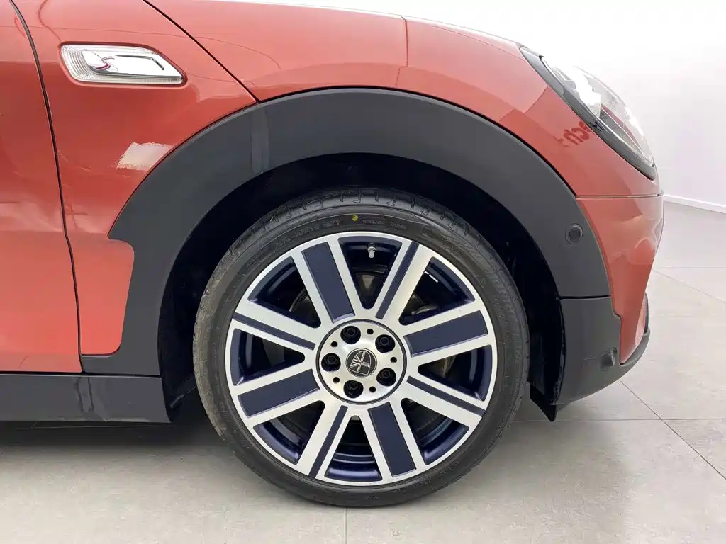 MINI Mini Clubman — фото 4