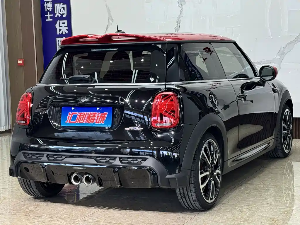 MINI Mini JCW — фото 6