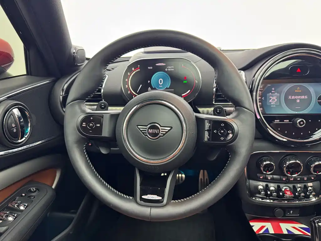 MINI Mini JCW Clubman — фото 8