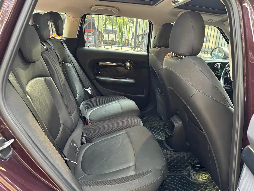 MINI Mini Clubman — фото 11