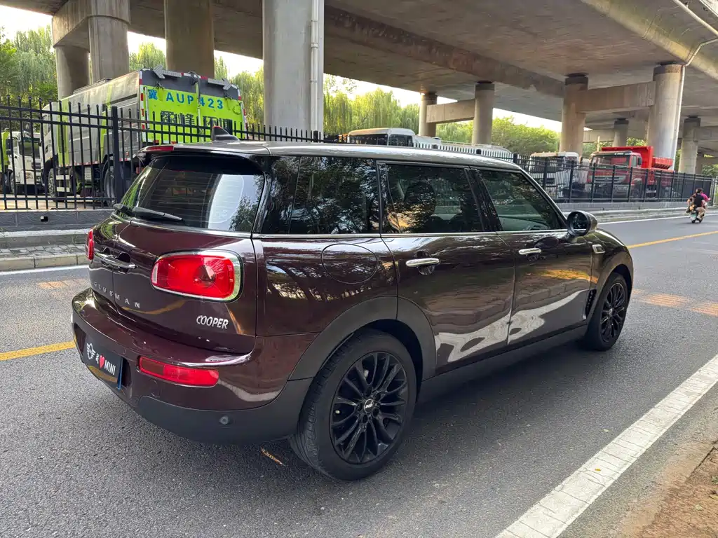 MINI Mini Clubman — фото 5