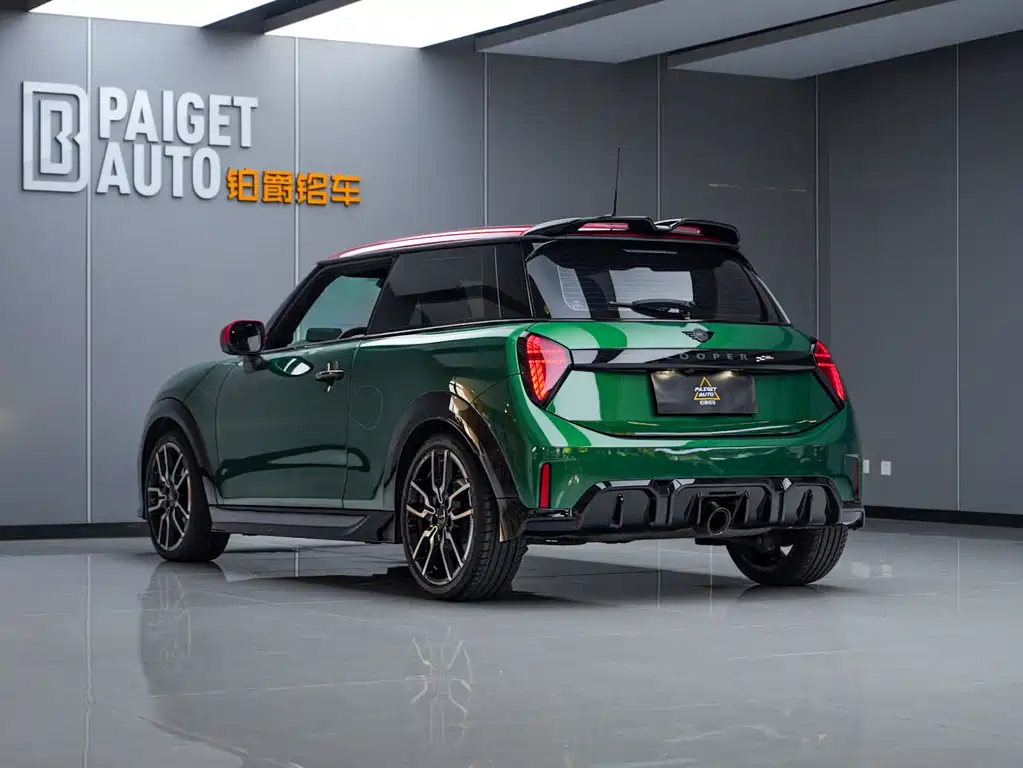MINI Mini JCW — фото 4