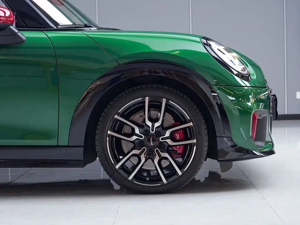 MINI Mini JCW — фото 5