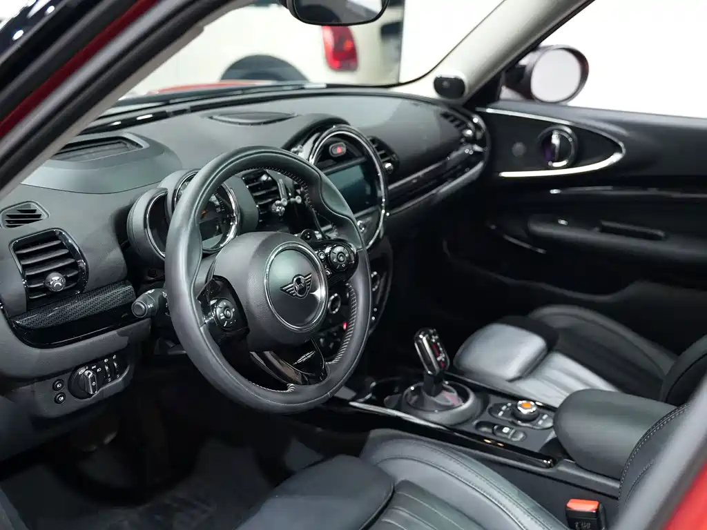 MINI Mini Clubman — фото 8