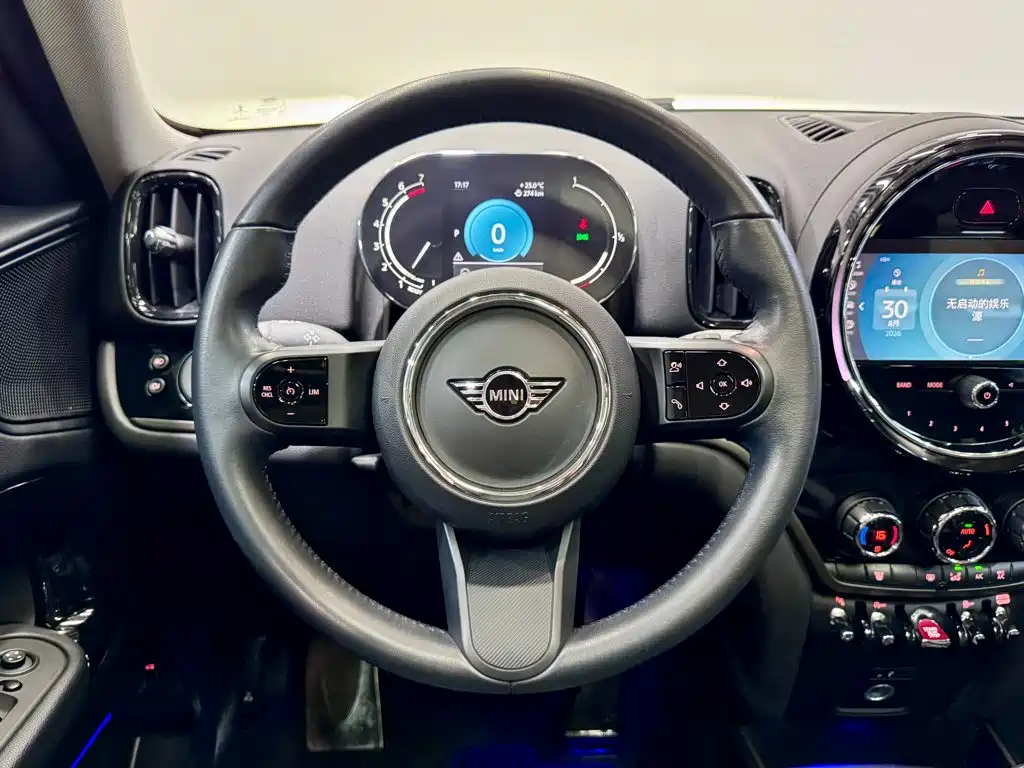 MINI Mini Countryman — фото 22