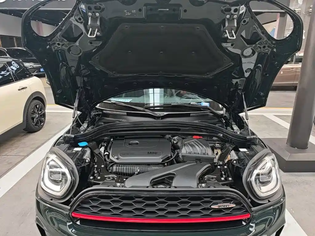 MINI Mini JCW Countryman — фото 20
