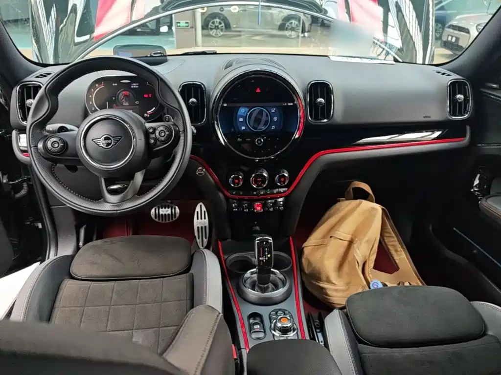 MINI Mini JCW Countryman — фото 10