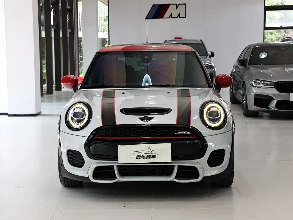 MINI Mini JCW — фото 2