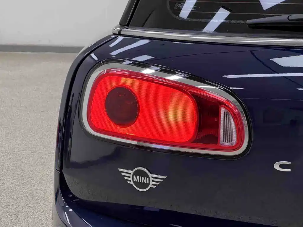 MINI Mini Clubman — фото 10