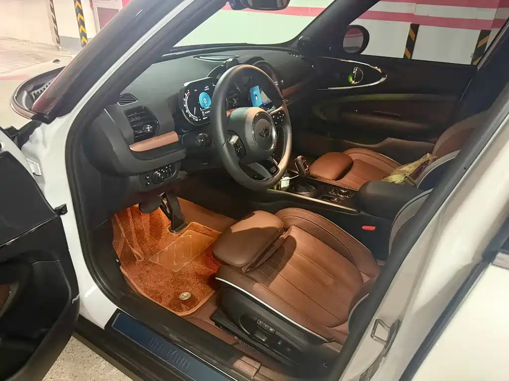 MINI Mini Clubman — фото 6