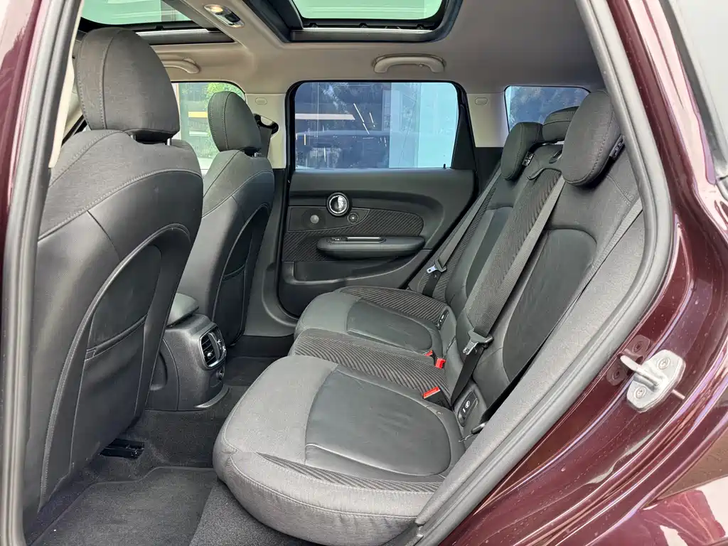 MINI Mini Clubman — фото 11