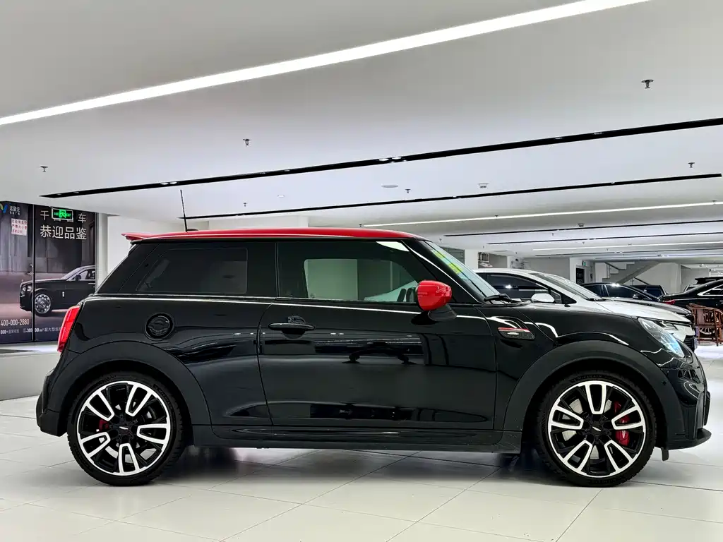 MINI Mini JCW — фото 3
