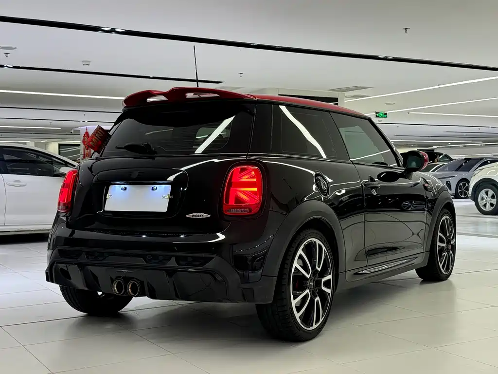 MINI Mini JCW — фото 4