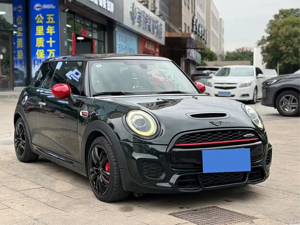 MINI Mini JCW — фото 2