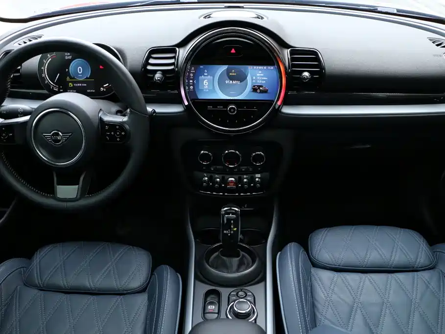 MINI Mini Clubman — фото 23