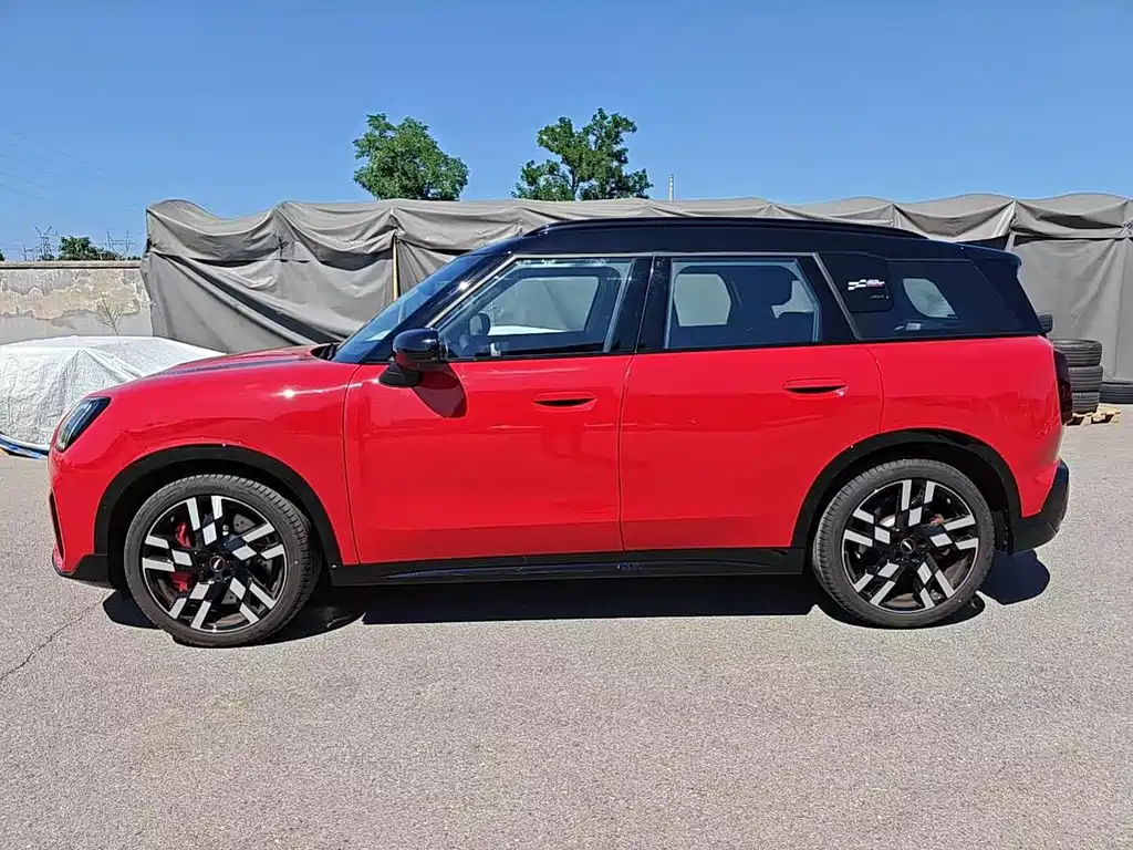 MINI Mini JCW Countryman — фото 3