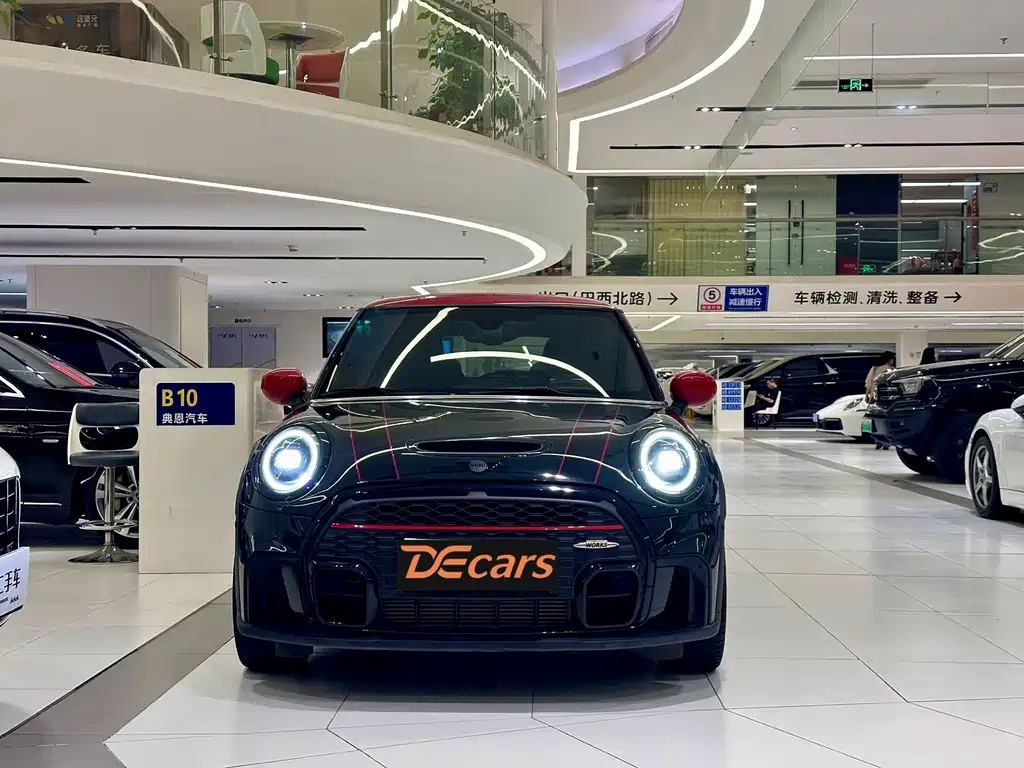 MINI Mini JCW — фото 2