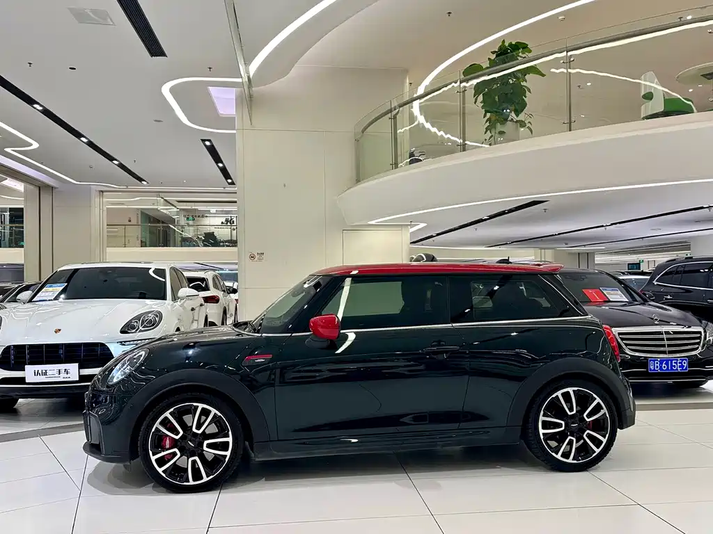 MINI Mini JCW — фото 4