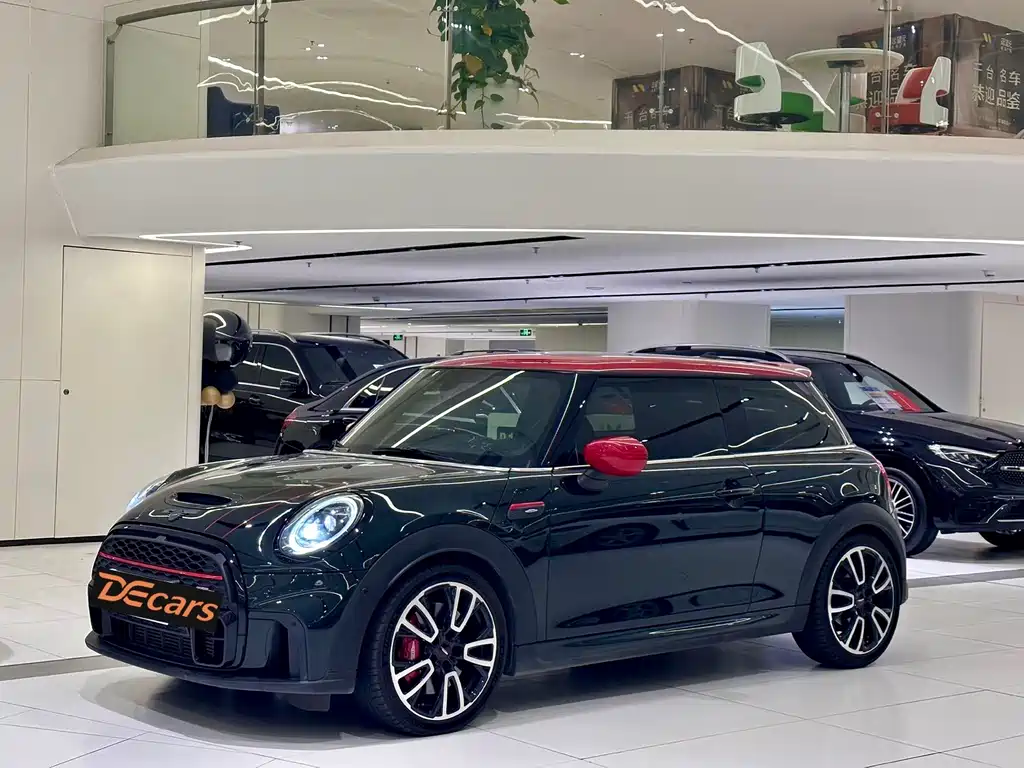 MINI Mini JCW — фото 10