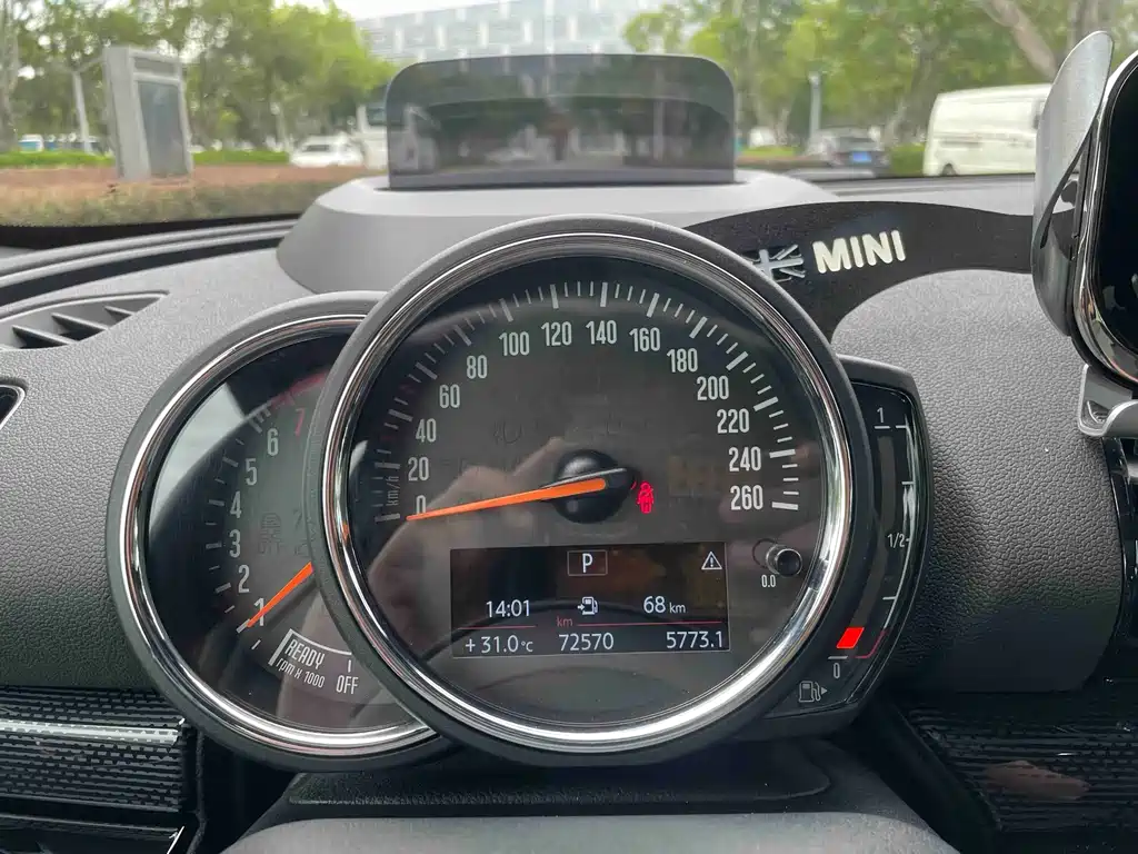 MINI Mini Clubman — фото 8