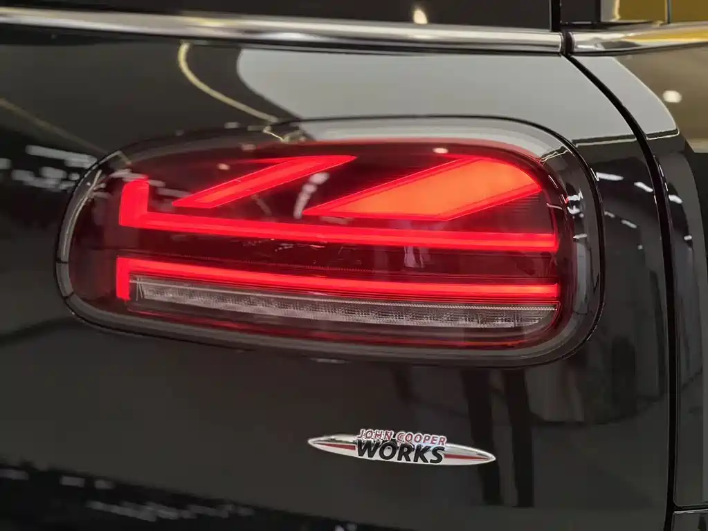 MINI Mini JCW Clubman — фото 11