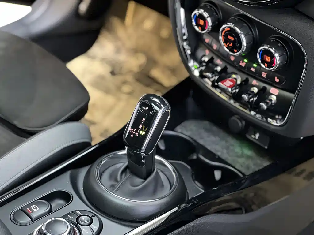 MINI Mini JCW Clubman — фото 7