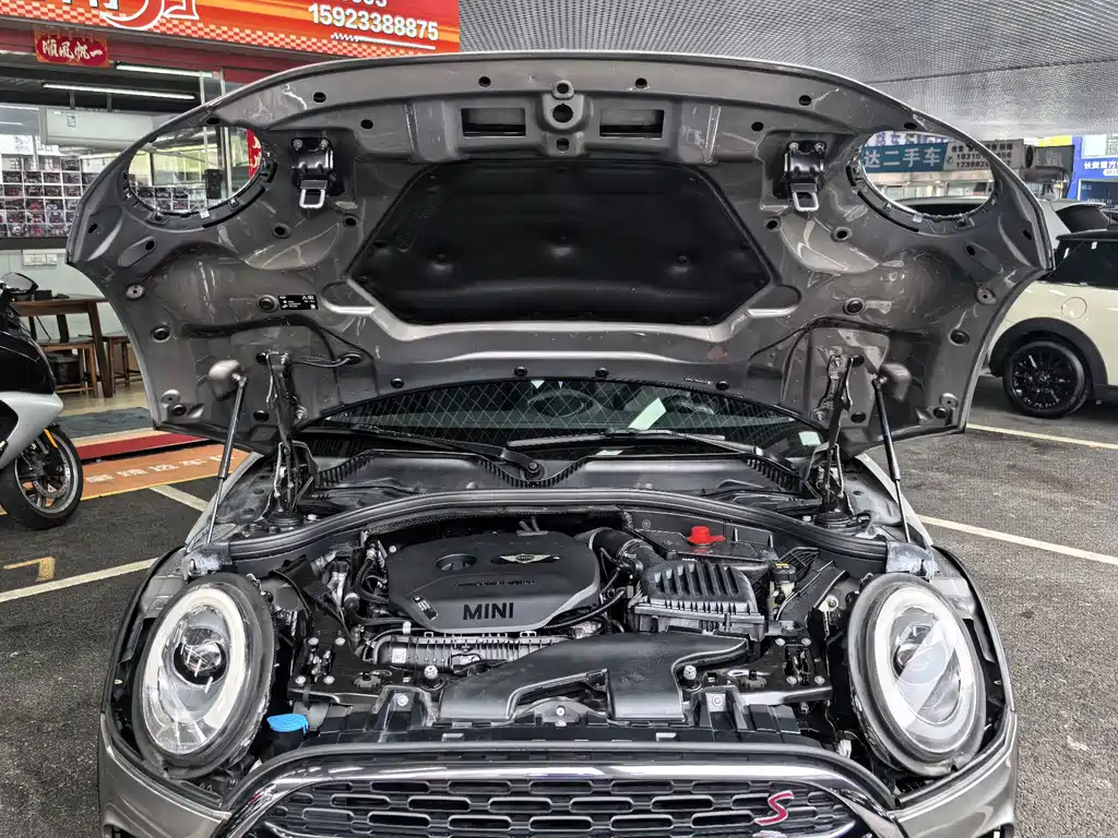 MINI Mini Clubman — фото 3
