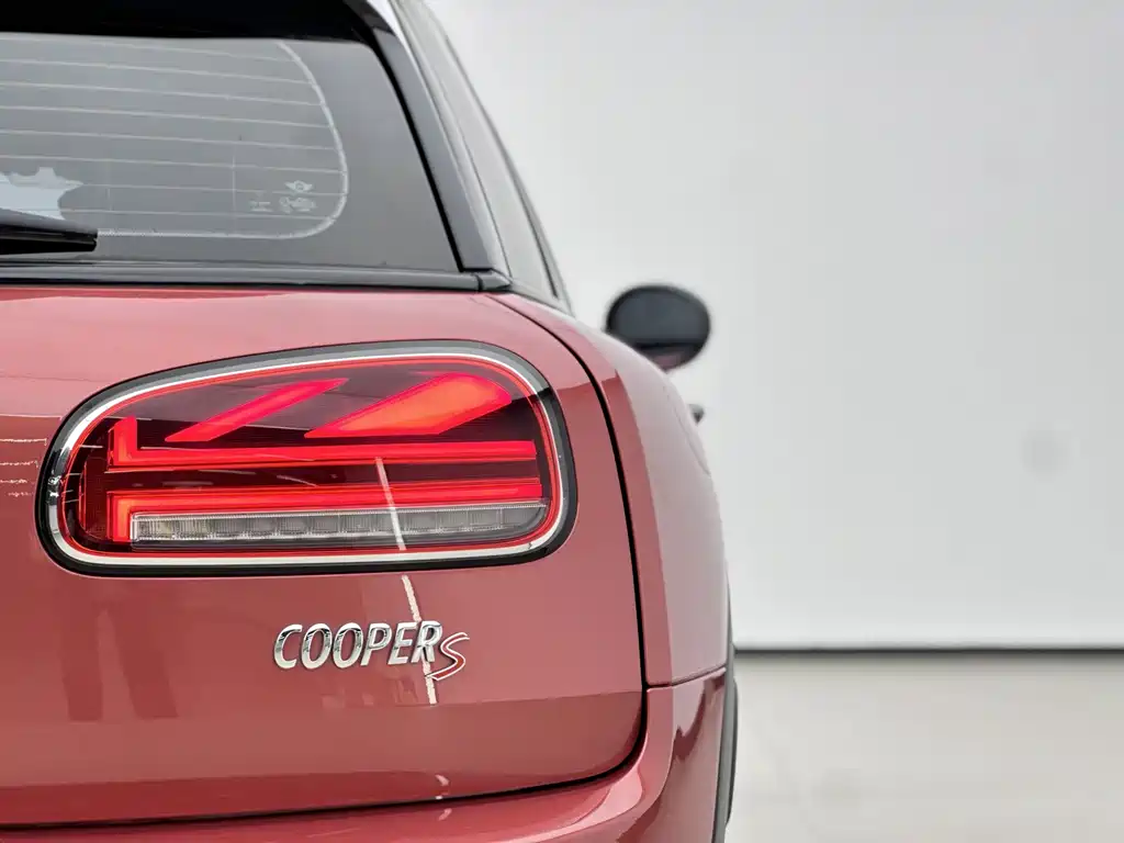 MINI Mini Clubman — фото 14