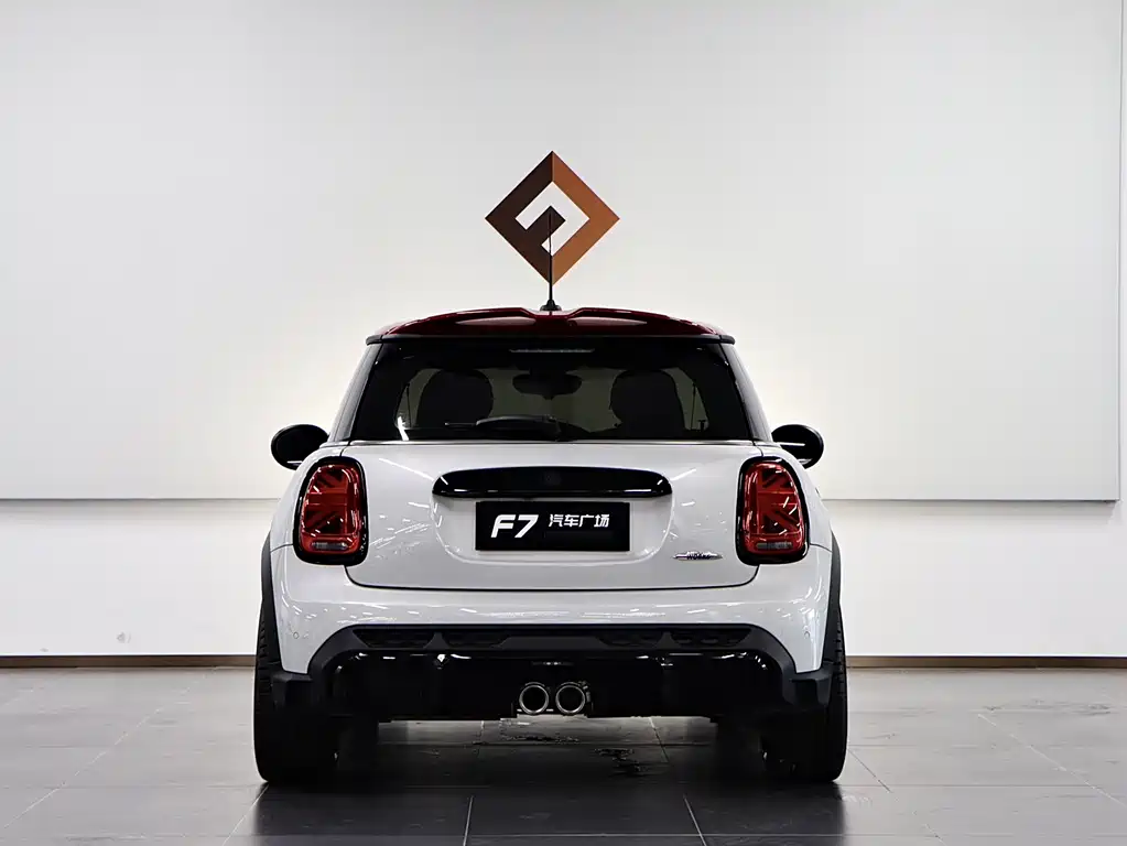 MINI Mini JCW — фото 5