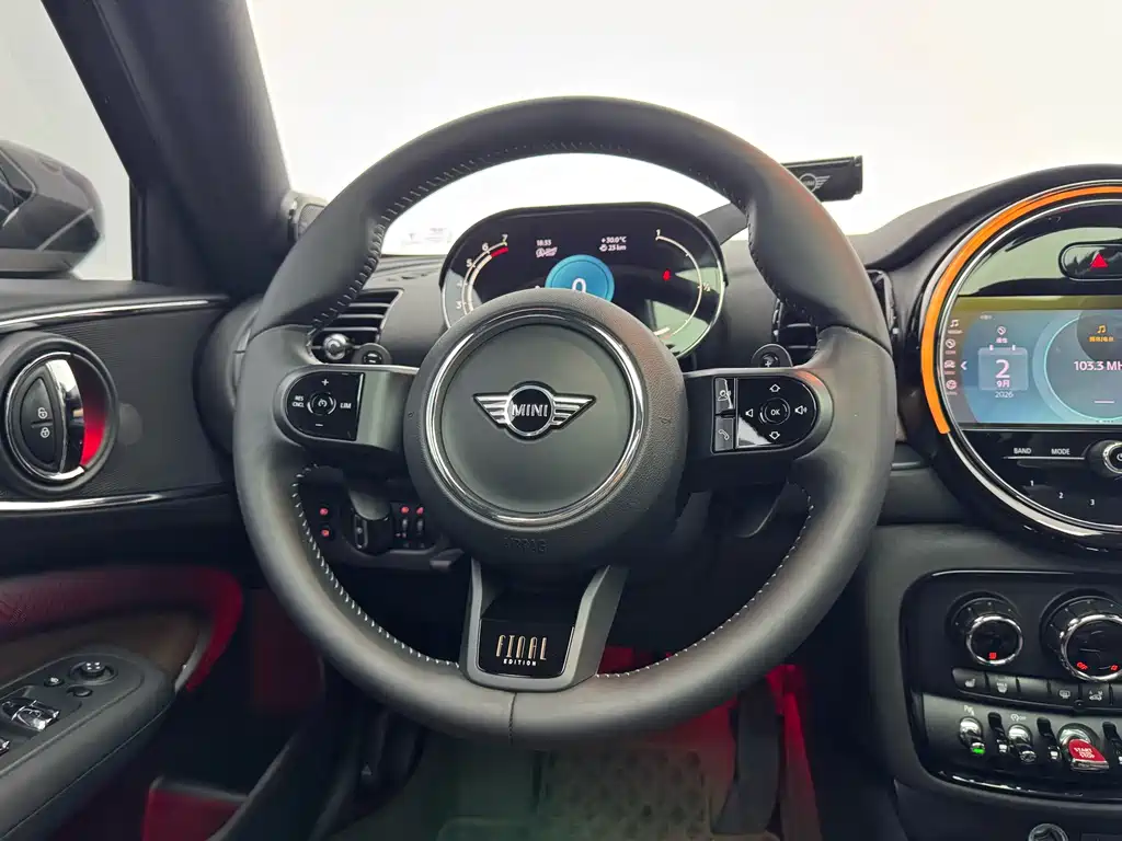 MINI Mini Clubman — фото 11