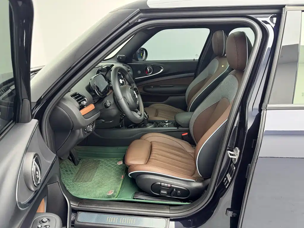 MINI Mini Clubman — фото 14