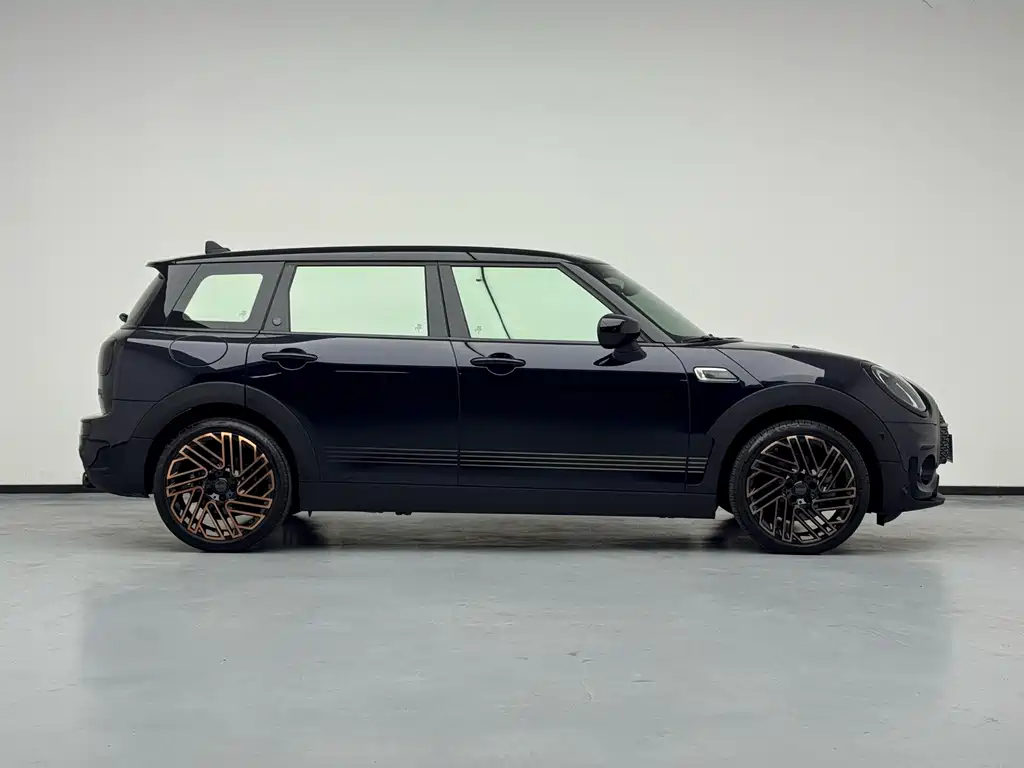 MINI Mini Clubman — фото 9