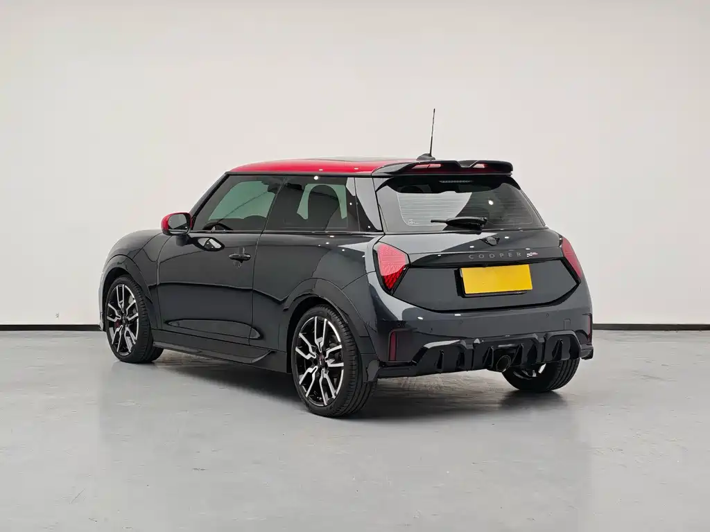 MINI Mini JCW — фото 5