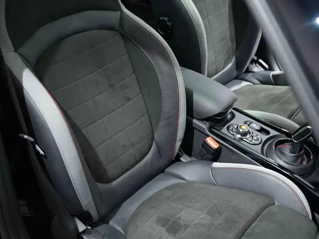 MINI Mini JCW Clubman — фото 18