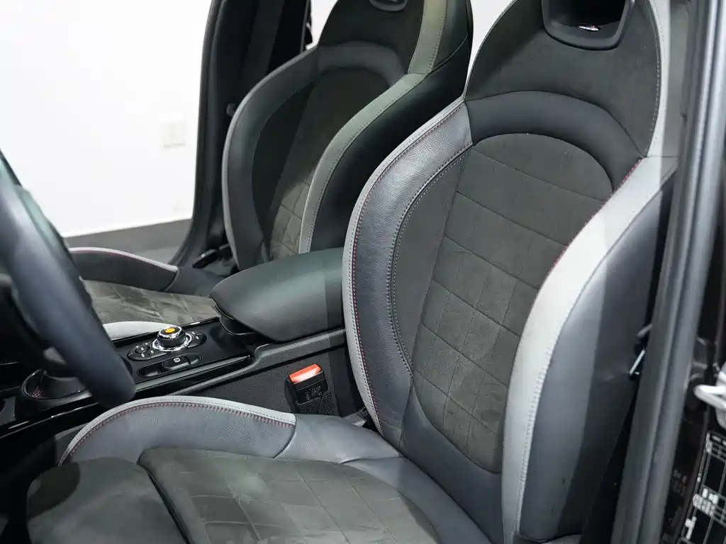 MINI Mini JCW Clubman — фото 19