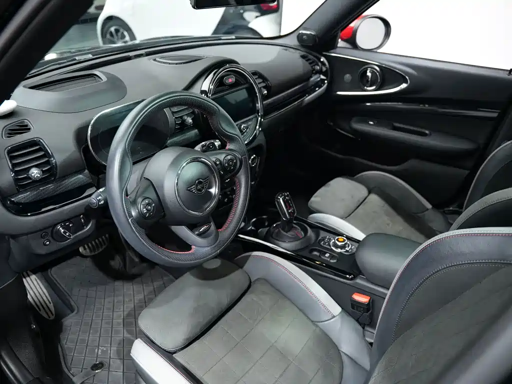 MINI Mini JCW Clubman — фото 9