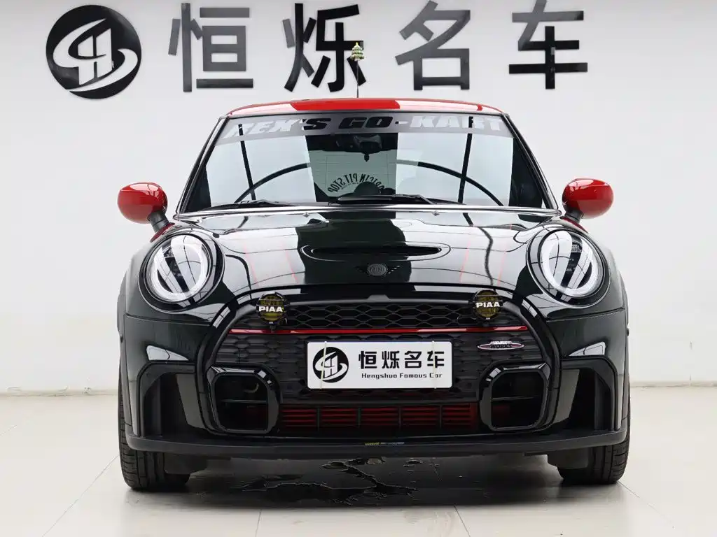 MINI Mini JCW — фото 29