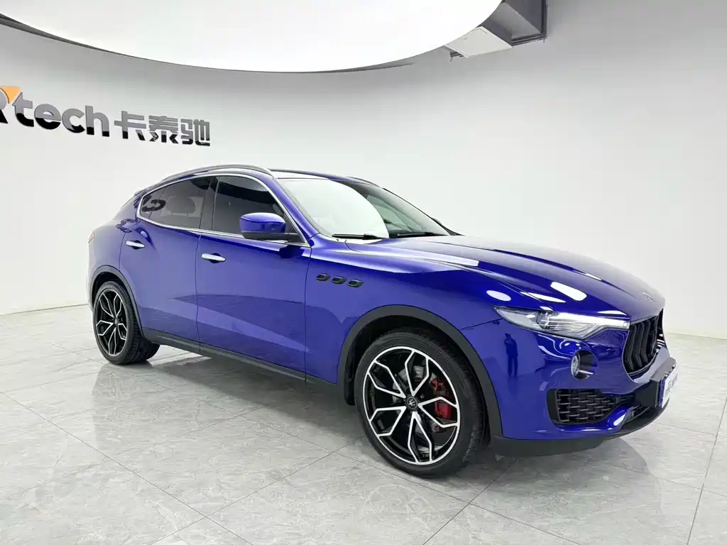 Maserati Levante — фото 3
